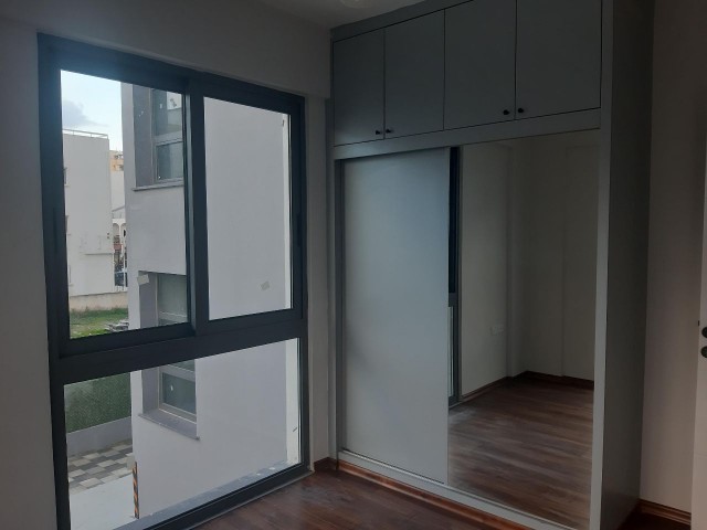 IN NEW TOWN, NEWLY FINISHED, 3+1, CENTRALLY LOCATED, 120 SQUARE METERS, ELEVATOR, ADDITIONAL SHOWER AND TOILET IN THE MASTER BEDROOM, ON THE 1ST FLOOR ABOVE THE COLUMN, LUXURY APARTMENT ** 