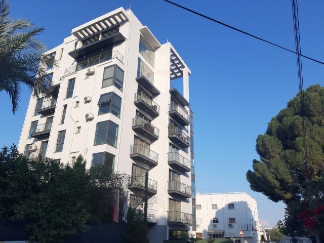 IN NEW TOWN, NEWLY FINISHED, 3+1, CENTRALLY LOCATED, 120 SQUARE METERS, ELEVATOR, ADDITIONAL SHOWER AND TOILET IN THE MASTER BEDROOM, ON THE 1ST FLOOR ABOVE THE COLUMN, LUXURY APAR