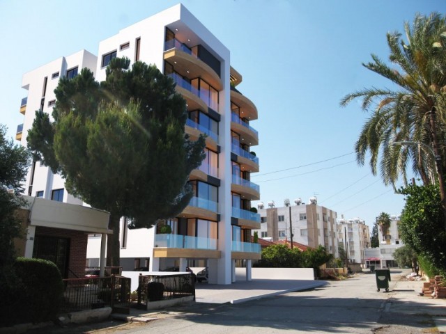 2 + 1 apartments in Nicosia Yenişehir ** 