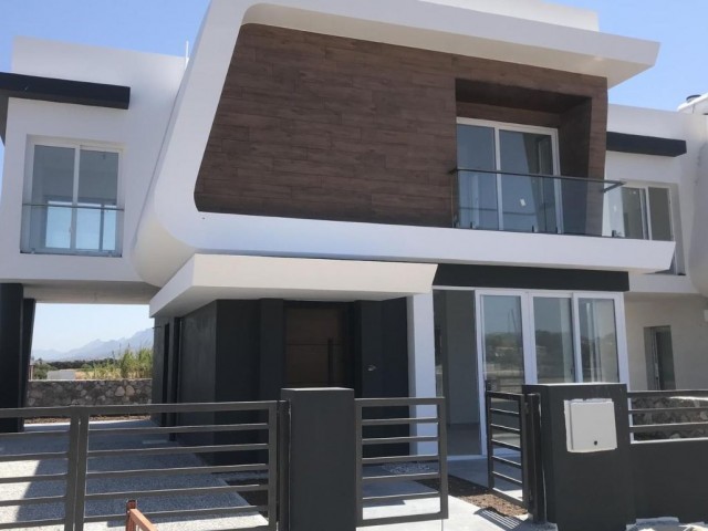 Kyrenia Karsiyaka da3 + 1 Villas for sale with prices starting from stg 210,000 ** 