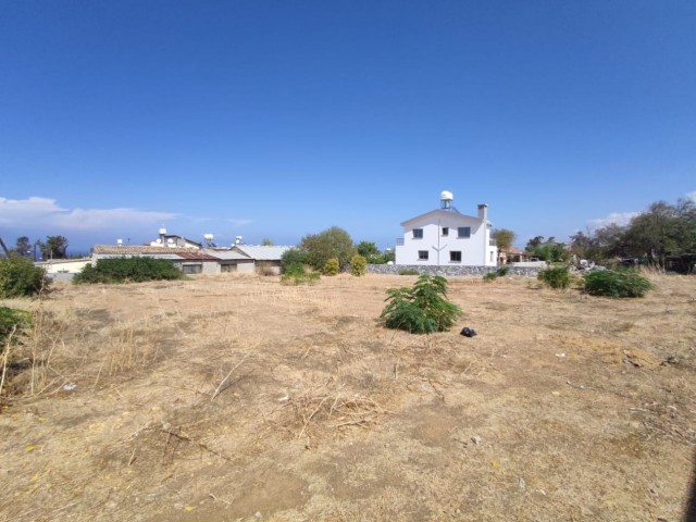 LAND FOR SALE IN ESENTEPE ** 
