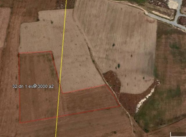 CLOSE TO 33 ACRES OF FIELDS FOR SALE ,DOVECOTE ** 