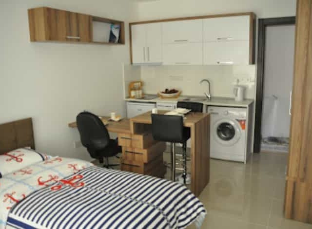 Close to emu 1 + 0 rent house 4 months payment From$ 230 rent Deposit And commission ** 