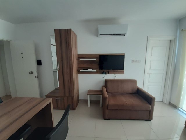 Famagusta near to emu 6 months payment possible Rent 220$ (Dues added) einzahlen 200$ Kommission 220$ Llogara free Electric card system Internet broadma ① ** 