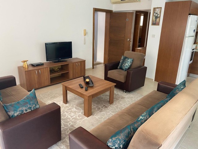 1 july active home Close to onder shopping mall 3+1 reny penthouse 4500$ rent yearly payment Deposit 375$ Commission 375$ Elevator Car park Apartment charge Thu month 100 tl ** 