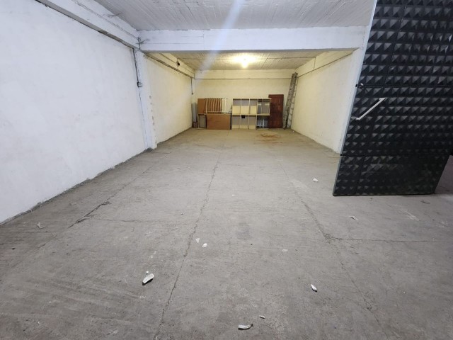 FOR RENT 180 M2 WAREHOUSE 5000 TL MONTHLY PAYMENT