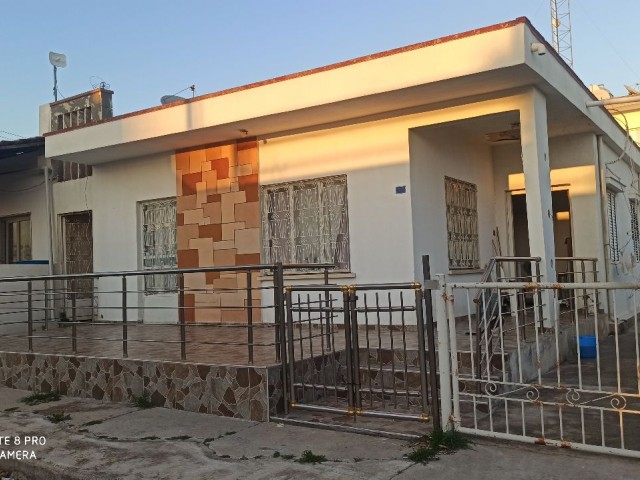 Detached House For Sale in Maraş, Famagusta