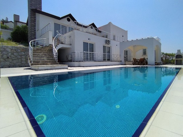 Esentepe 3+1 luxury luxury villa for rent +90542877144 Russian, Turkish, Engl ** 