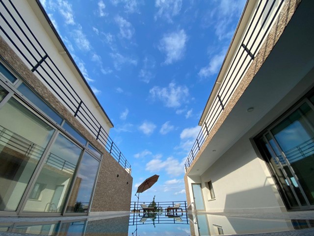 Alsancak, Ultra Lu ① 4+2 villa zu vermieten mit Pool, Meer-und Bergblick ,1000m2 + 905428777144 ** 