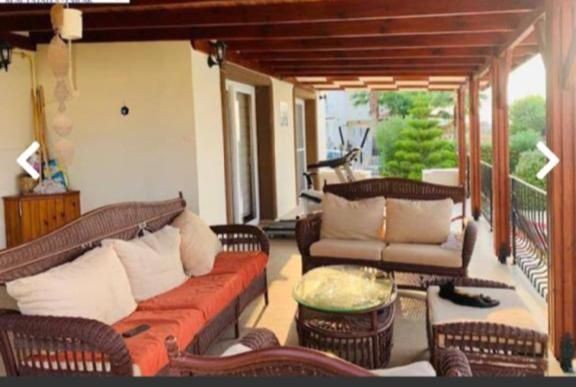 Daily Rental Villa with Private Pool in Lapta!!! ** 