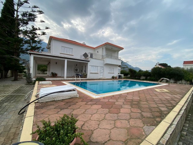 VILLA FOR SALE 200 METERS FROM THE SEA IN 2 ACRES OF LAND IN LAPTA - TEL: 0533 856 24 64