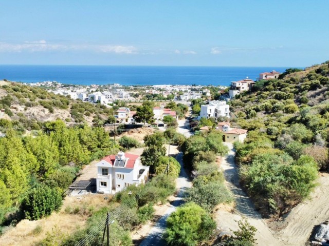 Kıbrıs Girne Edremit Kapanmaz Deniz ve Dağ Manzaralı Fırsat arazi