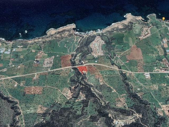 "Investment Opportunity with Seaview in KKTC/Tatlısu: 10481m2 Area"