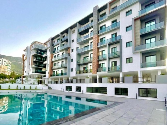 125 m2 2+1 Luxus-Wohnung zum Verkauf mit eigenem Bad in Zypern Kyrenia Zentrum ** 