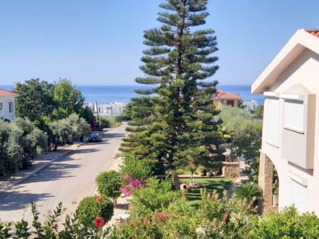 VILLA FOR RENT WITH PRIVATE POOL NEAR THE SEA AND BEACH IN ÇATALKÖY ** 