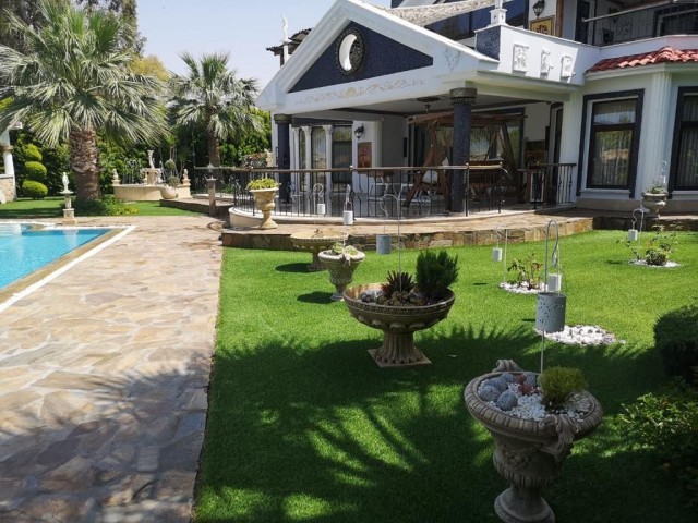 5 + 2 Lux villa Lapta near the sea with mountain views, 6 years old, 400 square meters, 200 meters of terrace, 1450 m2 garden, pool, barbecue, fireplace, billiards, sauna, furnished. Exchange title