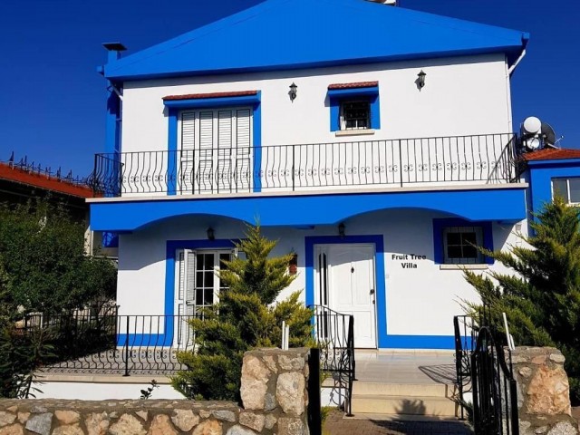 Weekly rental villa in Kyrenia-Lapta 3+1 ** 