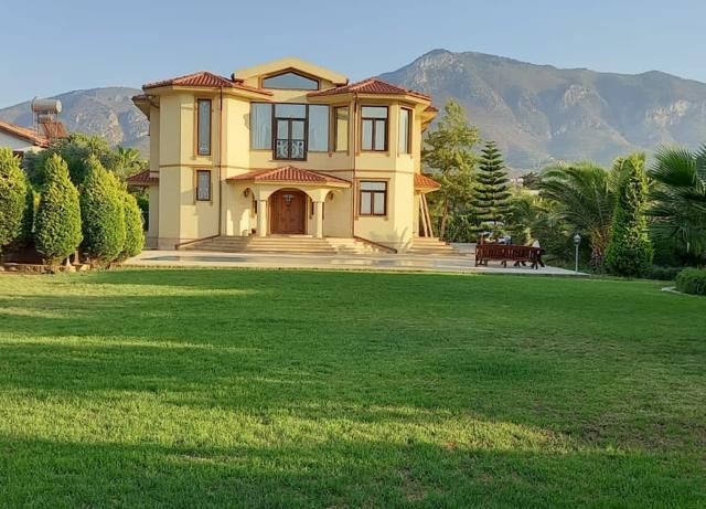 Villa zum Verkauf in Kyrenia - Karakum 5 + 1 ** 