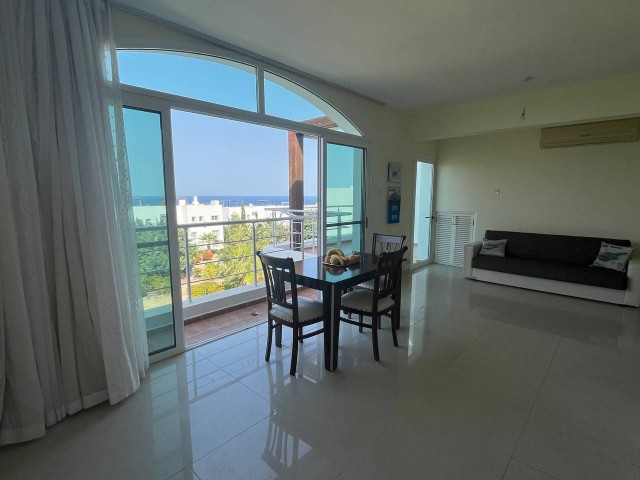 Famagusta - Tatllisu, Kucuk Erenkoy.   Zu verkaufen Penthouse 2+1. 