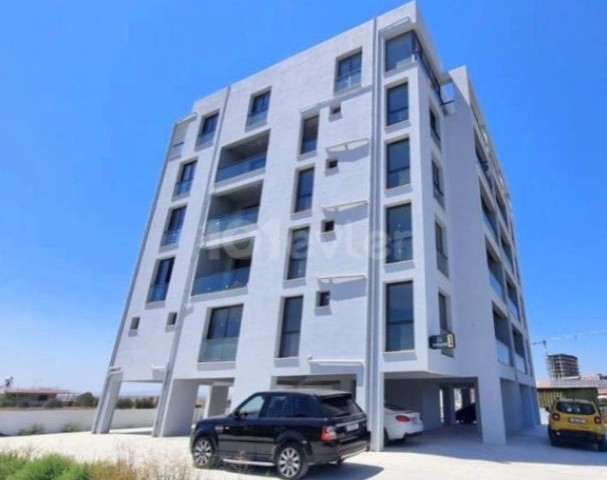Kiralik 2+1 penthouse  at long Beach. 140 m2. To the sea 200 m