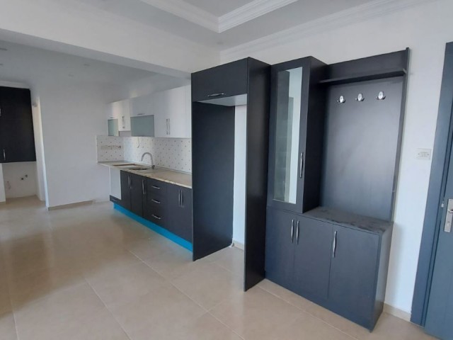 Kyrenia-Alsancak, apartment for sale 2+1 . 