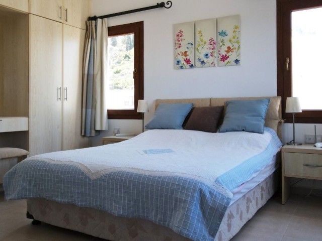 3+1 villa for sale in Kyrenia-Karmi center .  ** 