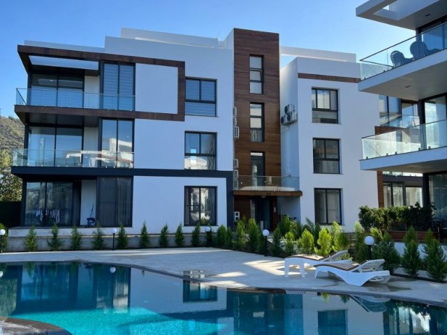 Элитная квартира на продажу в Кирении - Алсанкак 2+1, 95м2, новый комплекс с бассейном