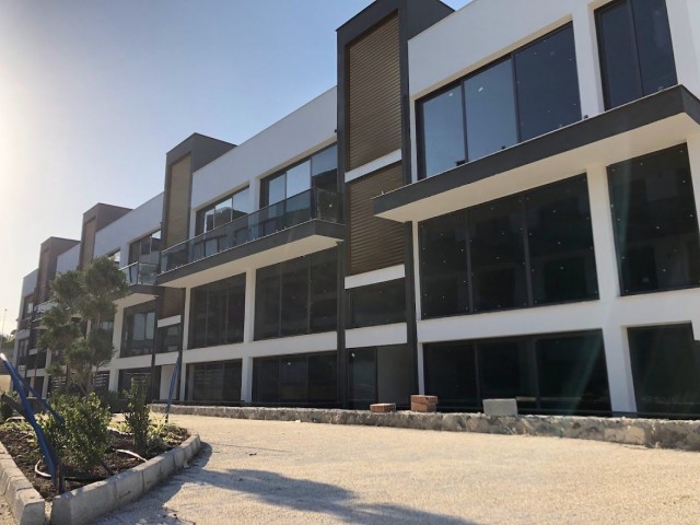 Kyrenia - Alsancak, neue Wohnungen zu verkaufen, Duplex 2+1, 3+1, 4+1 in einem neuen und modernen Ko