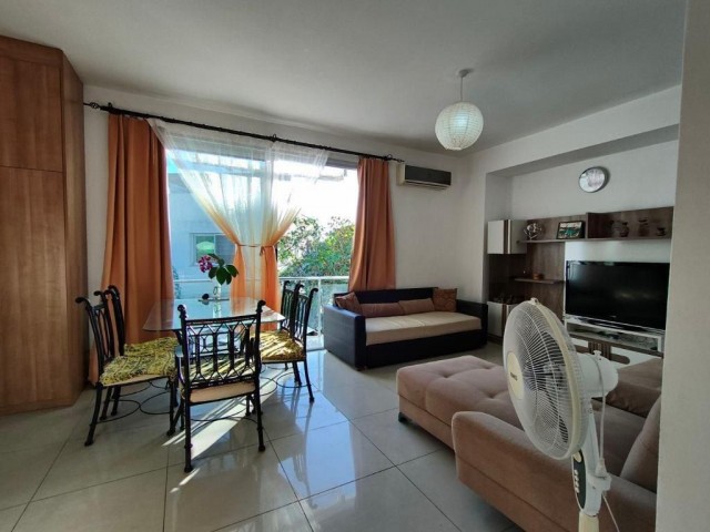 2 Schlafzimmer 70+30M2 Penthouse Penthouse Penthouse Meer 1. Reihe Wohnung in Karaoglanoglu, Kyrenia