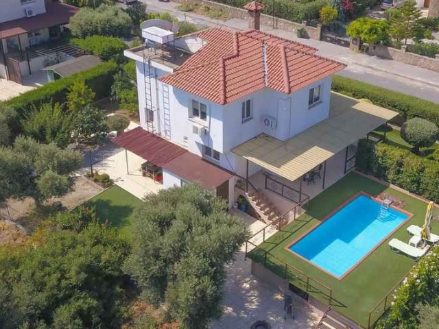 3 bed for sale in Lapta with Private Pool