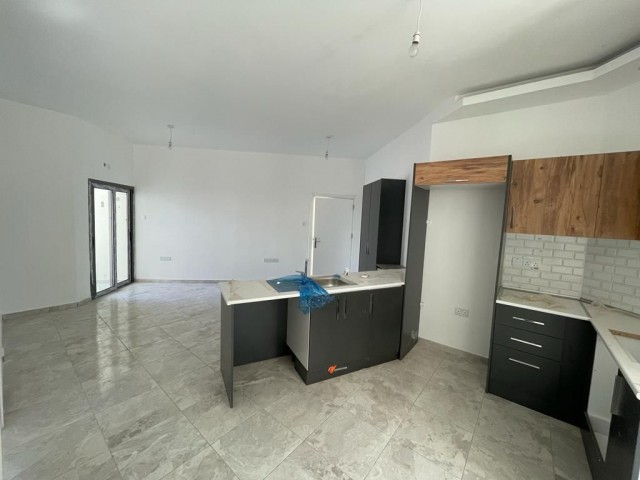 Продается 2+1 квартира в комплексе в Кирение Алсанжаке 