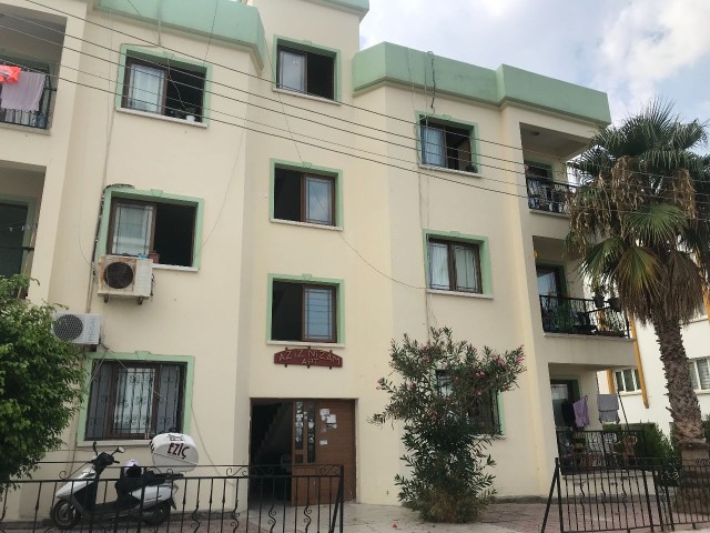 A complete apartment for sale in the center of Kyrenia, Kasgar court area. 3 floors 12 apartments. Equivalent stub. 05338403555 ** 
