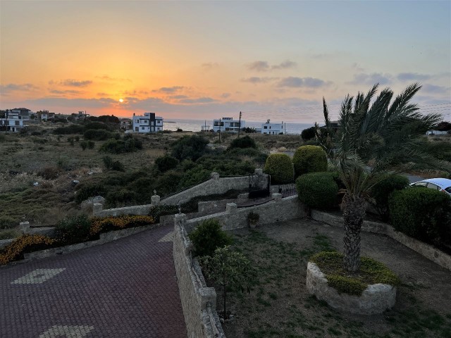 spectacular stone house is only 200 meters from the sea in Karşıyaka, Girne. Solid stone house with 4 bedrooms. It has a private swimming pool, study room and closed garage. You are welcome to the terrace of this villa for the most perfect sunset on the island.