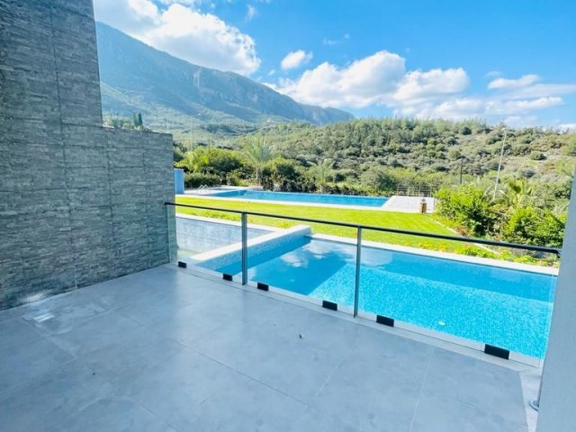 LUXURY 4+ 1  FLAT TO RENT IN BELLAPAIS WITH AMAZING VIEW