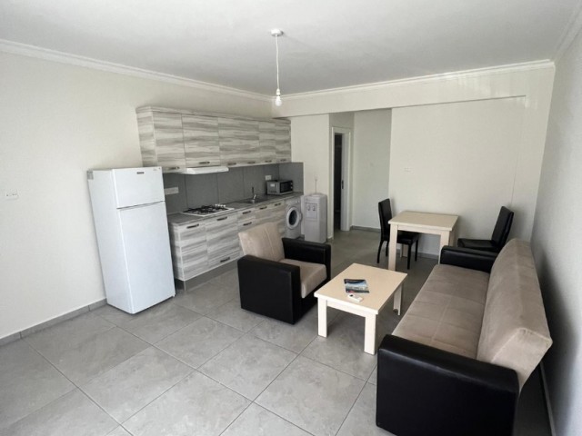 Zu verkaufen 1+1 voll ausgestattete Wohnung in Iskele long Beach alles inklusive ** 