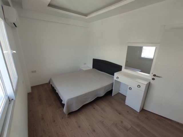 Роскошная меблированная 2-комнатная квартира с видом на море в Искеле Лонг Бич