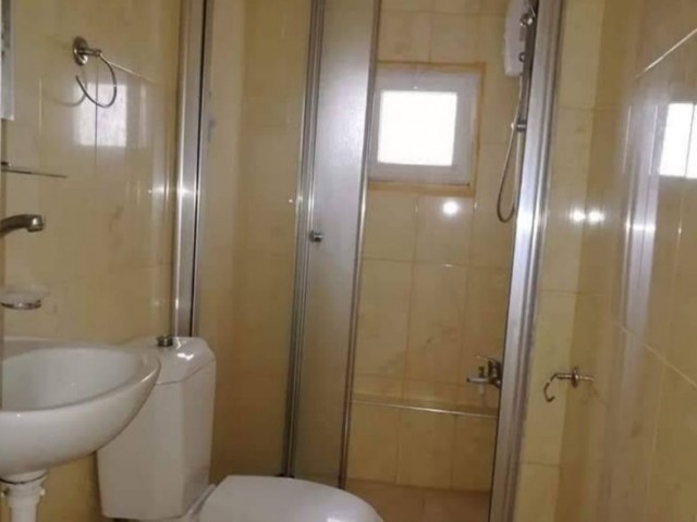 Studio apartment with monthly payments for rent within walking distance to bus stops in Yenişehir 