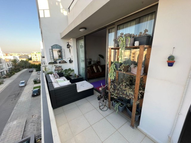 Penthouse For Sale in Küçük Kaymaklı, Nicosia