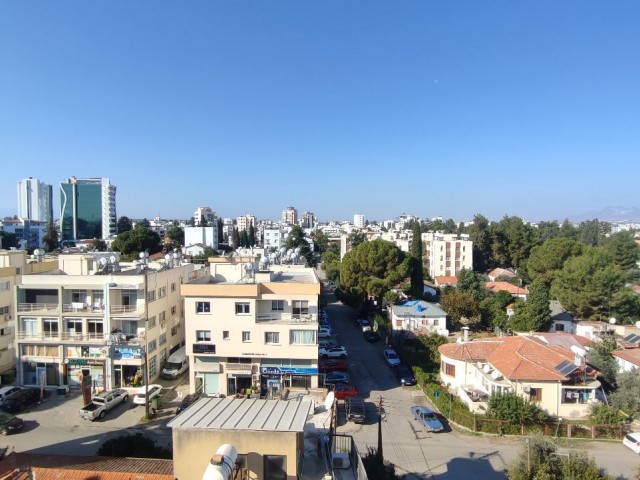 Penthouse Mieten in Yenişehir, Nikosia