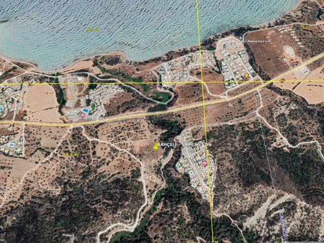 LAND SUITABLE FOR SITE CONSTRUCTION IN ESENTEPE BAHÇELI