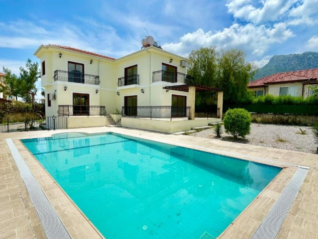 DETACHED VILLA FOR SALE WITH PRIVATE SWIMMING POOL WITH WONDERFUL MOUNTAIN AND SEA VIEWS IN THE EXCLUSIVE AREA OF ÇATALKÖY