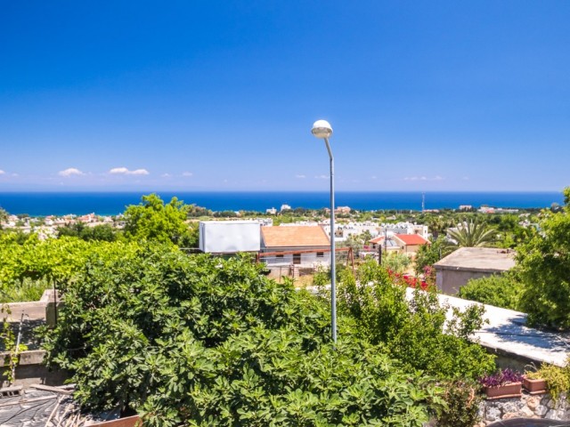 GIRNE LAPTA , SEA AND MOUNTAIN VIEW , 2+ 1 APARTMENT , 85 M2 , SHARED POOL , FURNISHED , ** 