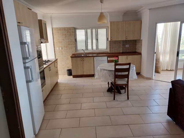 3+1 APARTMENT FOR RENT IN THE CENTER OF KYRENIA