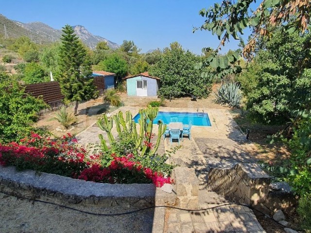 The Perfect Family Home - A 4 Bedroom Villa With Private Pool Surrounded By 1 Donum Of Land, With Some Lovely Sea & Mountain Views  In The Cypriot Village Of Catalkoy