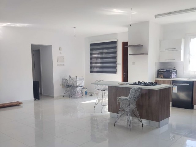 Amazing 3 bedroom 'brand new' penthouse on this much sought after well maintained site in Kucuk Erenkoy