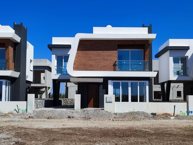 Villa for sale in Girne Karsiyaka area ** 