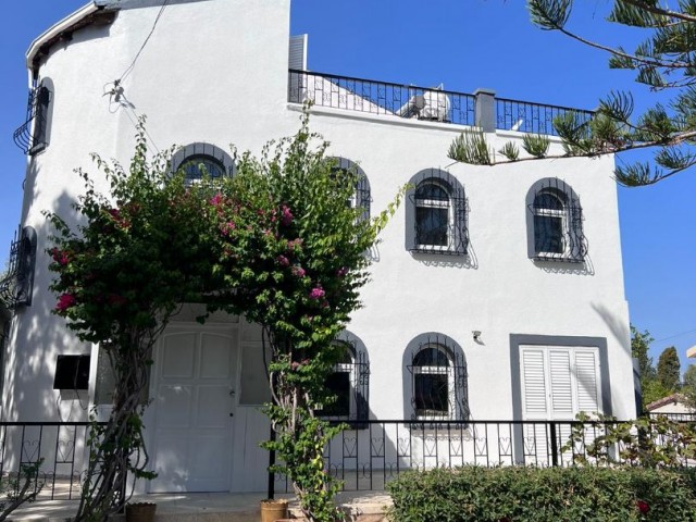 Kyrenia Catalkoyde 3 bedroom + children's playroom for sale , very beautiful luxury villa with garden ** 