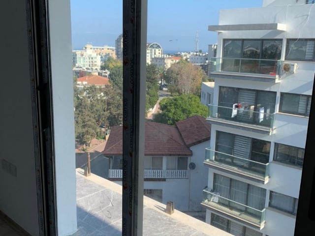 3+1 apartment for sale in Girne Center,  sea view