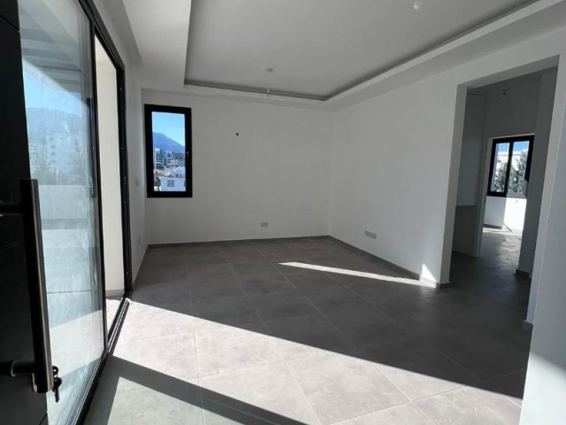 2+1 penthouse for sale in the center of Kyrenia, Mountain view