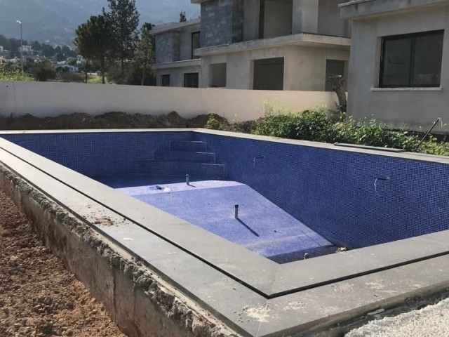 4+1 villa with pool for sale in Bellapaise/Ozankoy